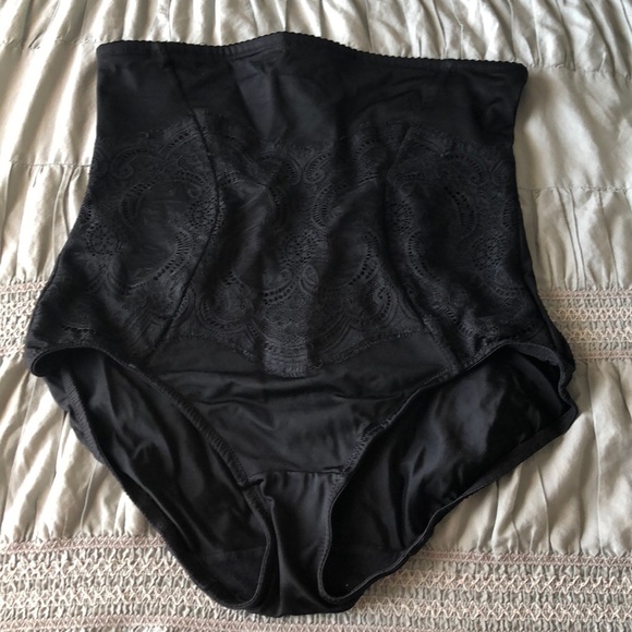 Flexees Other - Flexees High-waisted Shaping Brief Flexees Other - Flexees High-waisted Shaping Brief